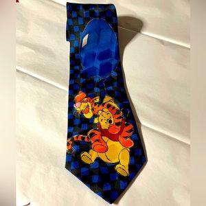 Pooh and Tigger tie
